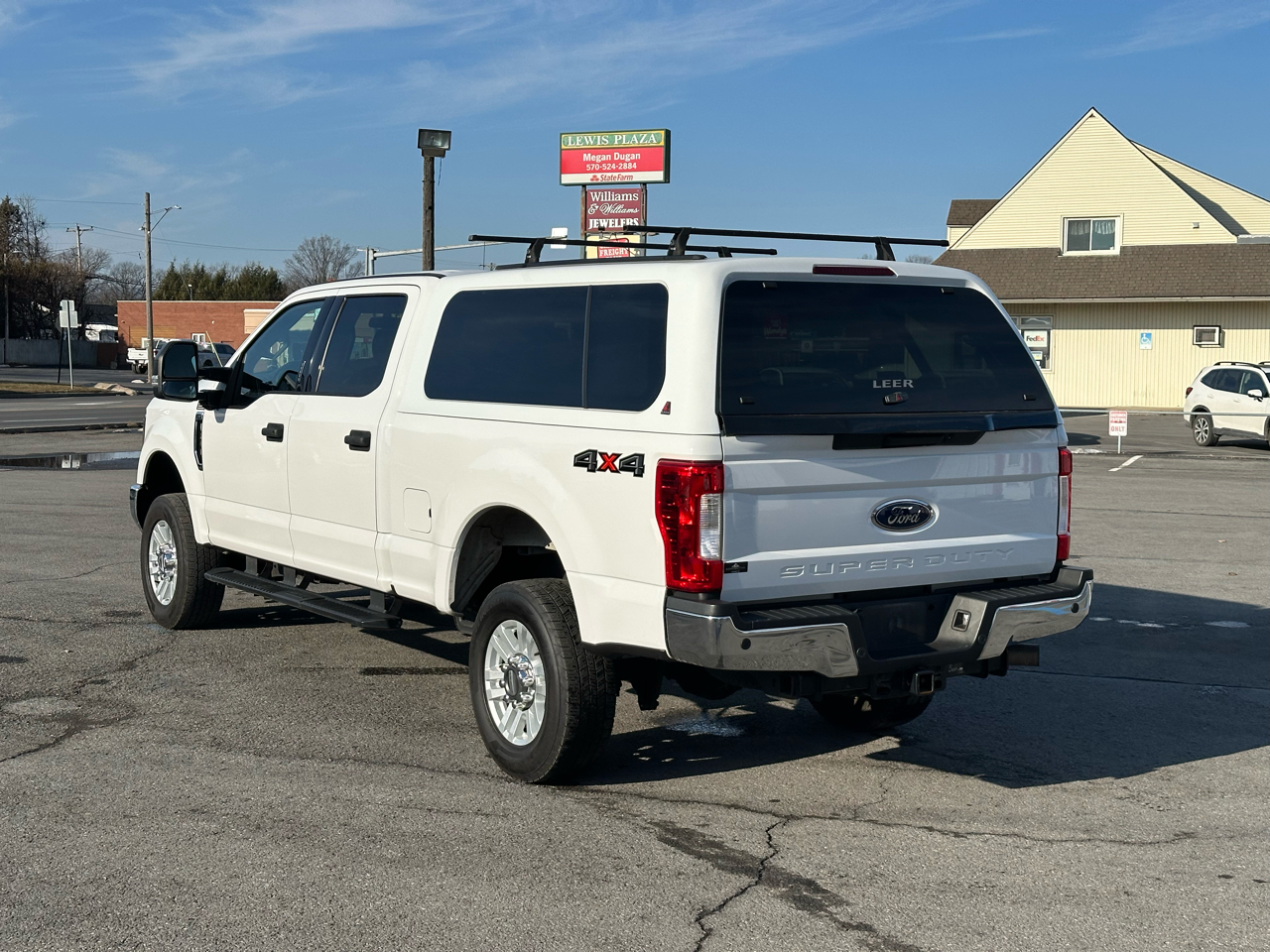 Ford F-250 SD XLT Crew Cab 4WD 2018