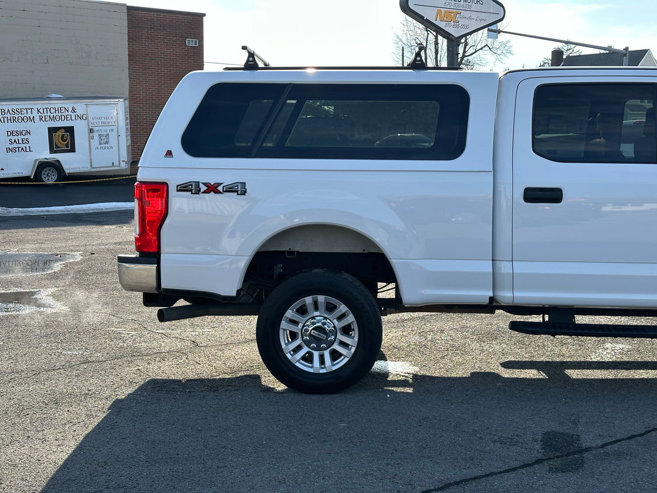 Ford F-250 SD XLT Crew Cab 4WD 2018