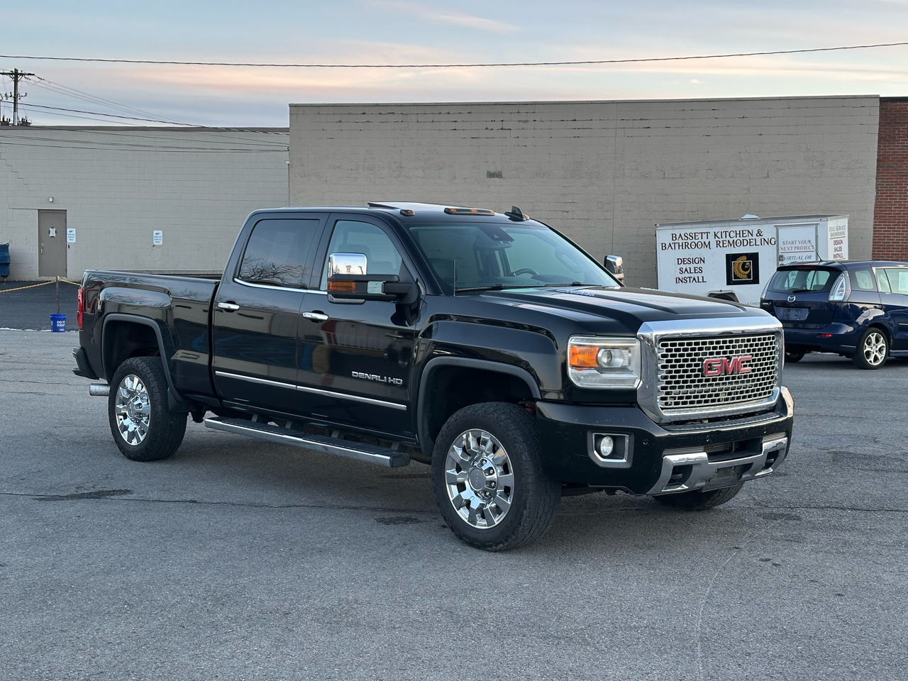 GMC Sierra 2500HD Denali Crew Cab 4WD 2015