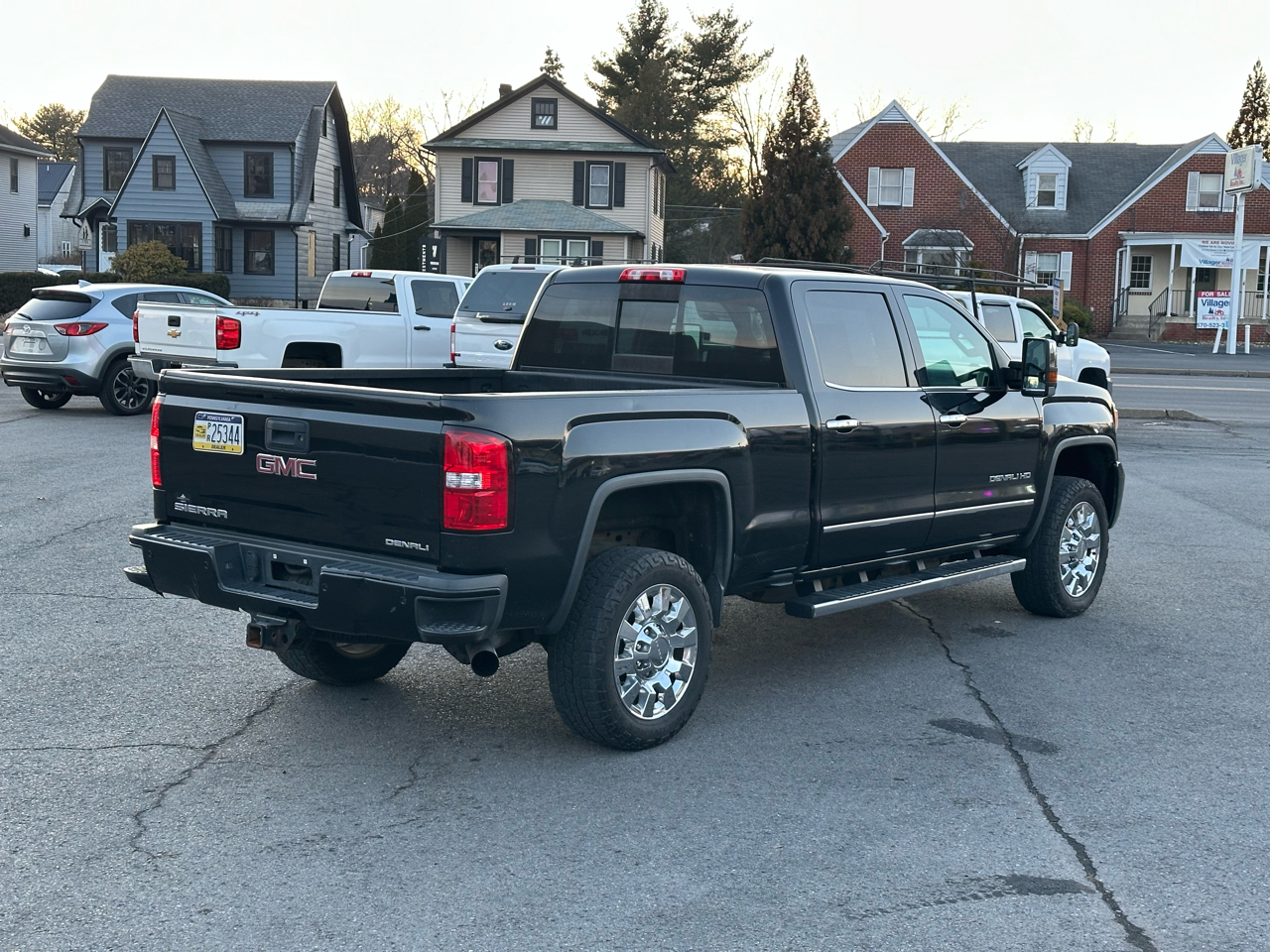 GMC Sierra 2500HD Denali Crew Cab 4WD 2015