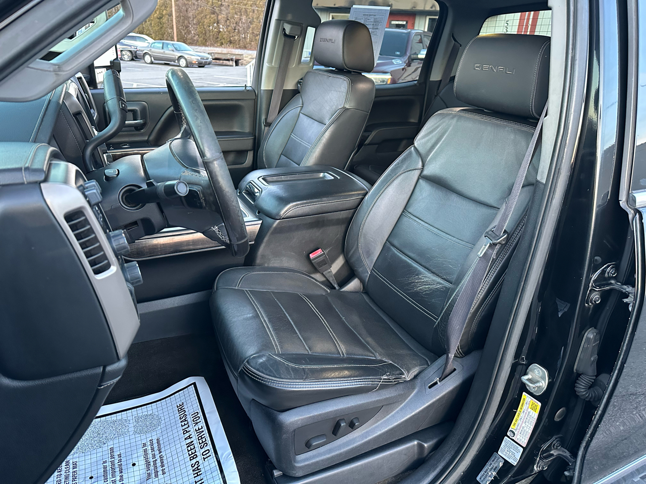 GMC Sierra 2500HD Denali Crew Cab 4WD 2015