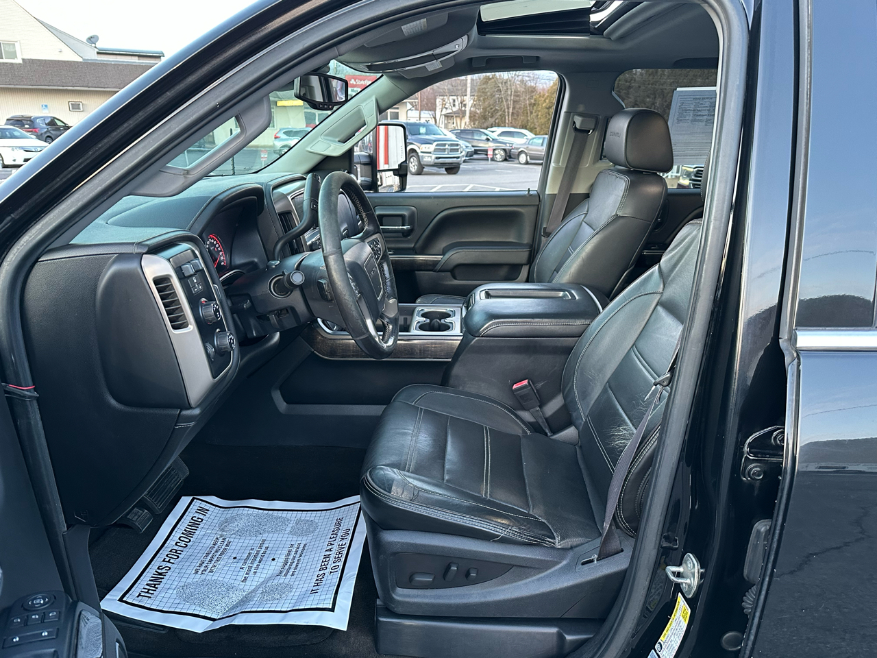 GMC Sierra 2500HD Denali Crew Cab 4WD 2015