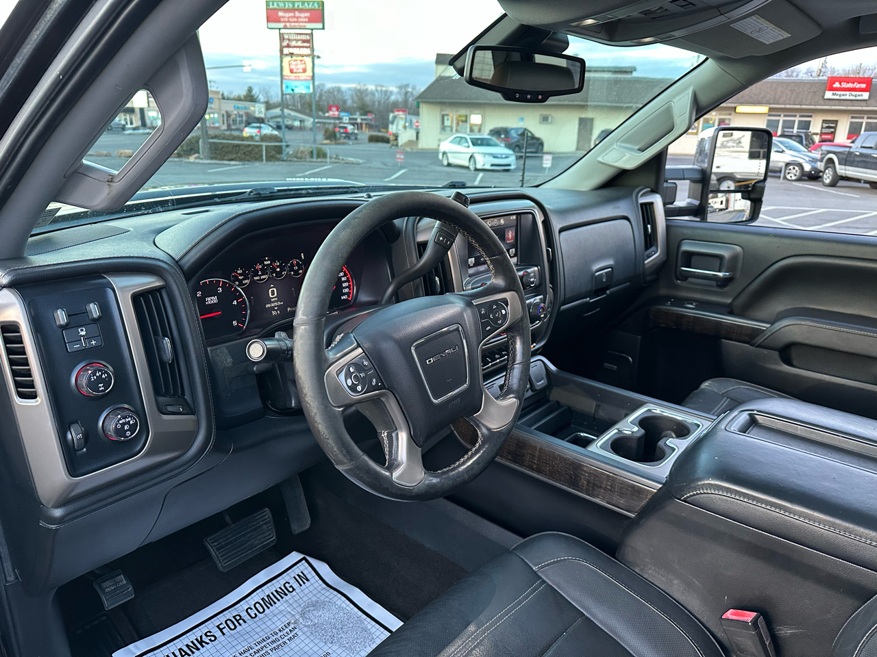 GMC Sierra 2500HD Denali Crew Cab 4WD 2015