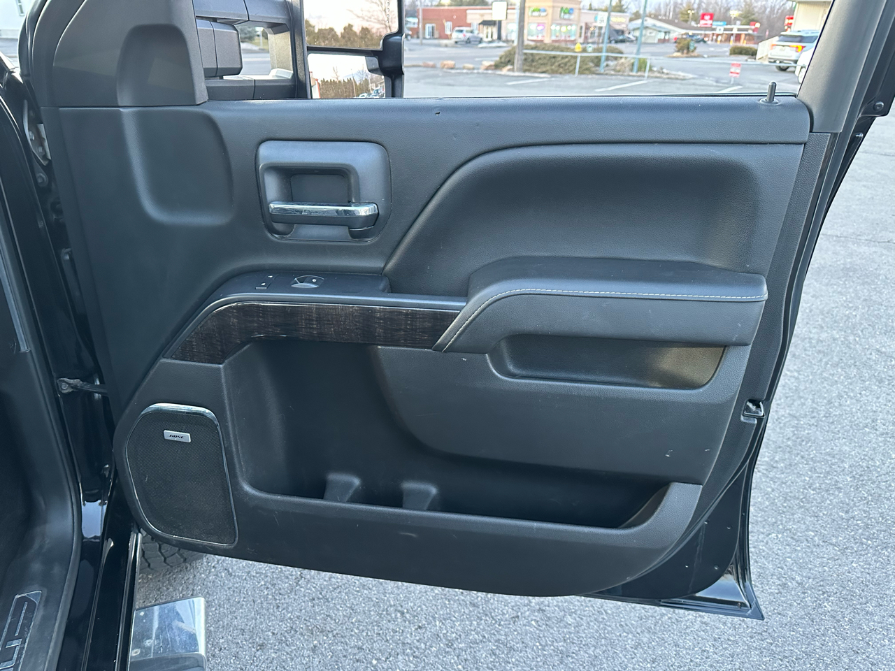 GMC Sierra 2500HD Denali Crew Cab 4WD 2015