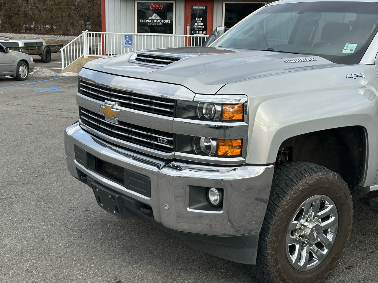 Chevrolet Silverado 2500HD LTZ Crew Cab 4WD 2018