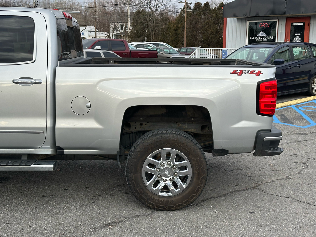 Chevrolet Silverado 2500HD LTZ Crew Cab 4WD 2018