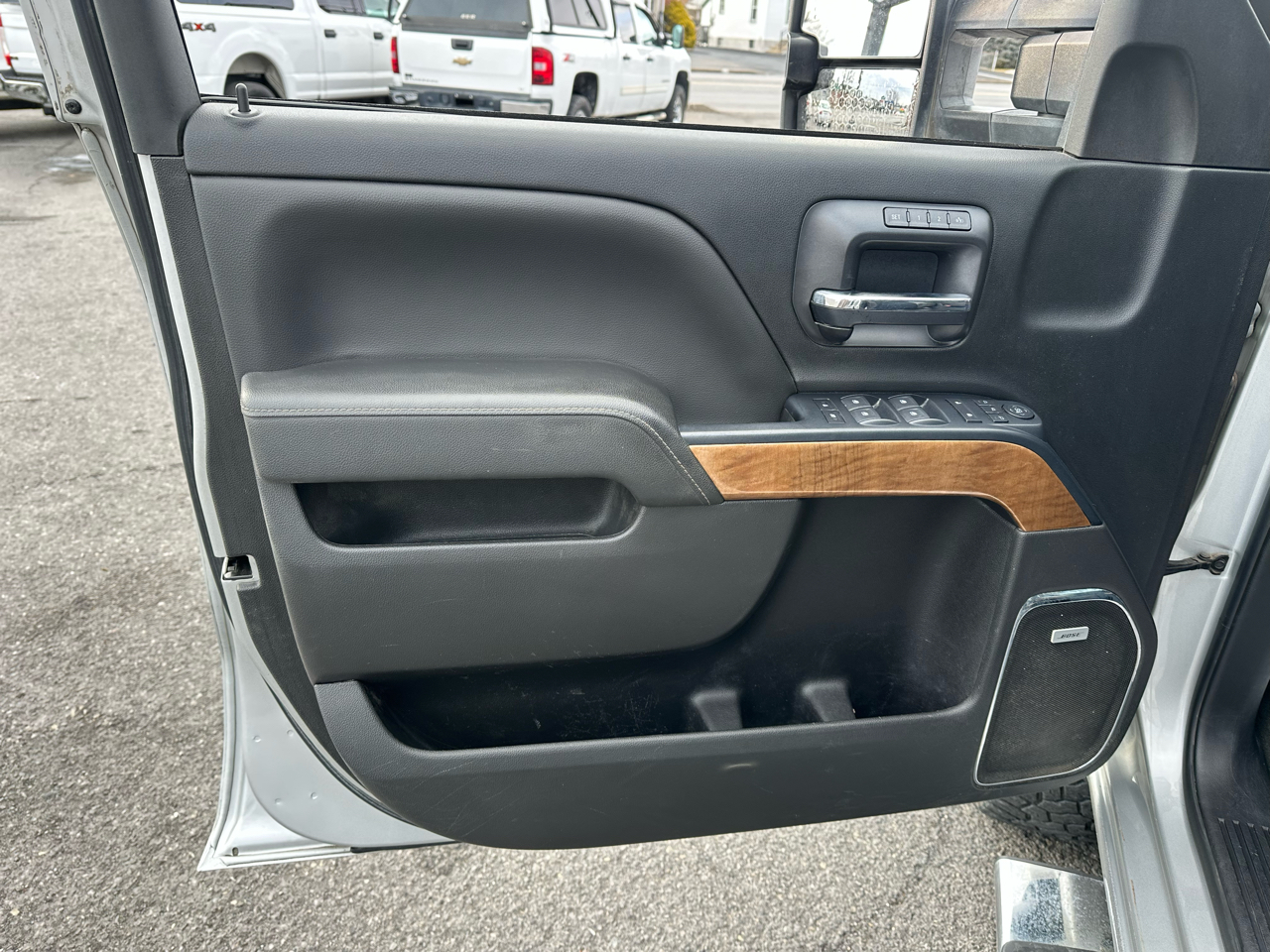 Chevrolet Silverado 2500HD LTZ Crew Cab 4WD 2018