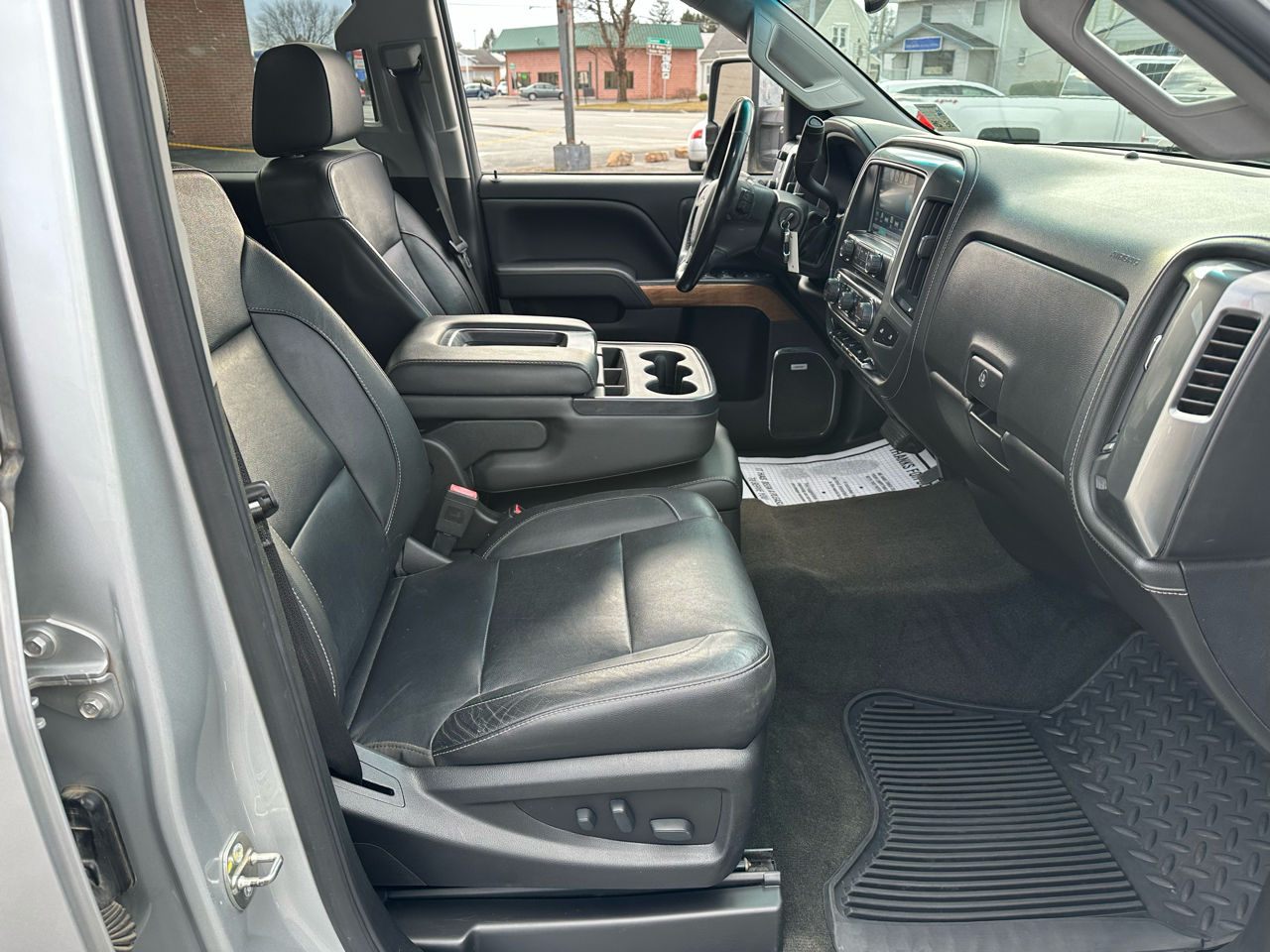 Chevrolet Silverado 2500HD LTZ Crew Cab 4WD 2018