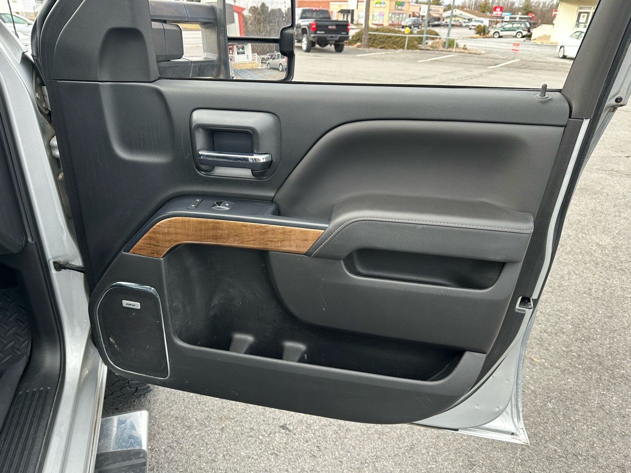 Chevrolet Silverado 2500HD LTZ Crew Cab 4WD 2018