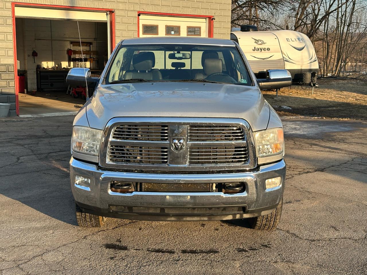 RAM 3500 Laramie Crew Cab SWB 4WD 2012