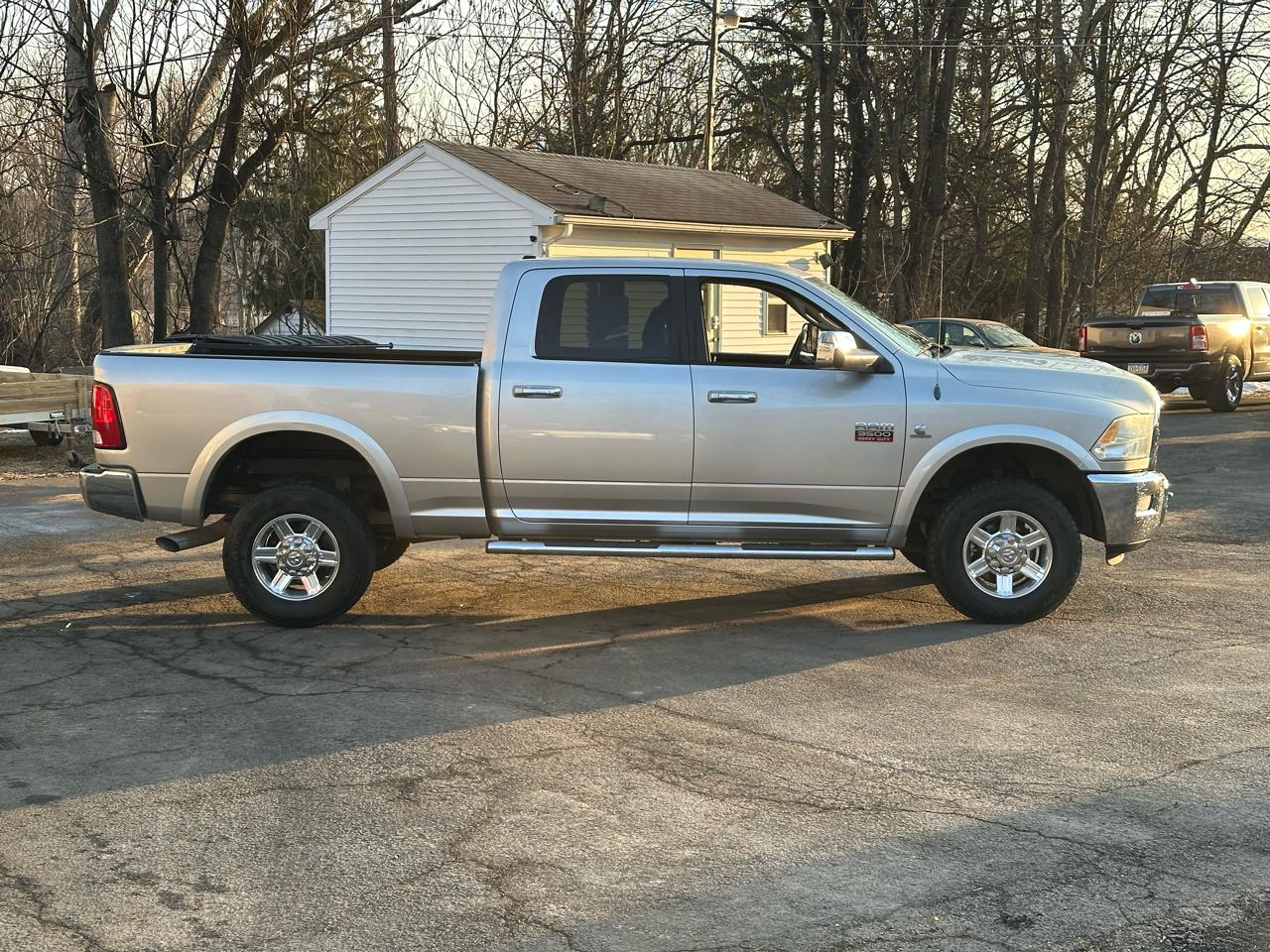 RAM 3500 Laramie Crew Cab SWB 4WD 2012