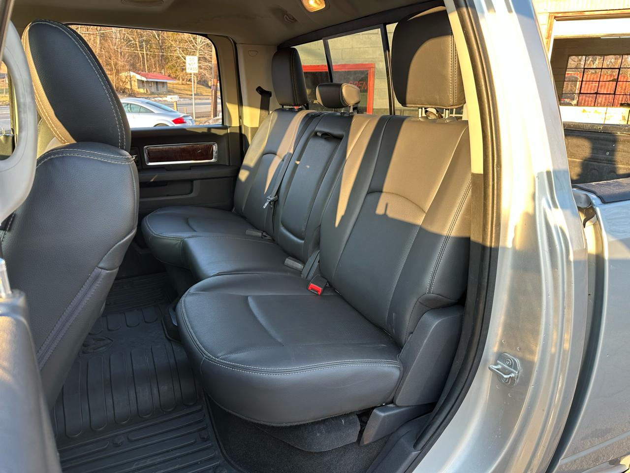 RAM 3500 Laramie Crew Cab SWB 4WD 2012