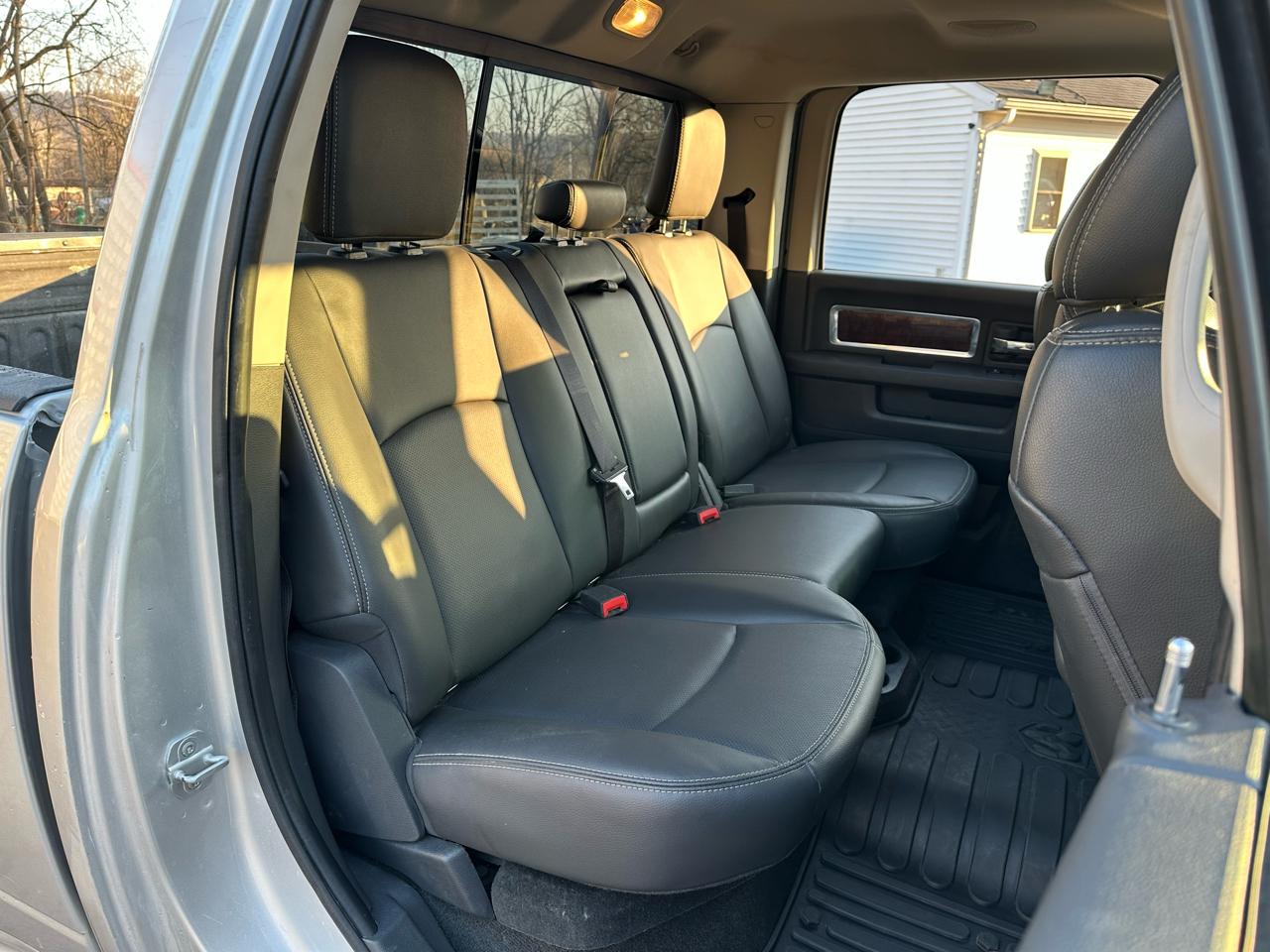 RAM 3500 Laramie Crew Cab SWB 4WD 2012