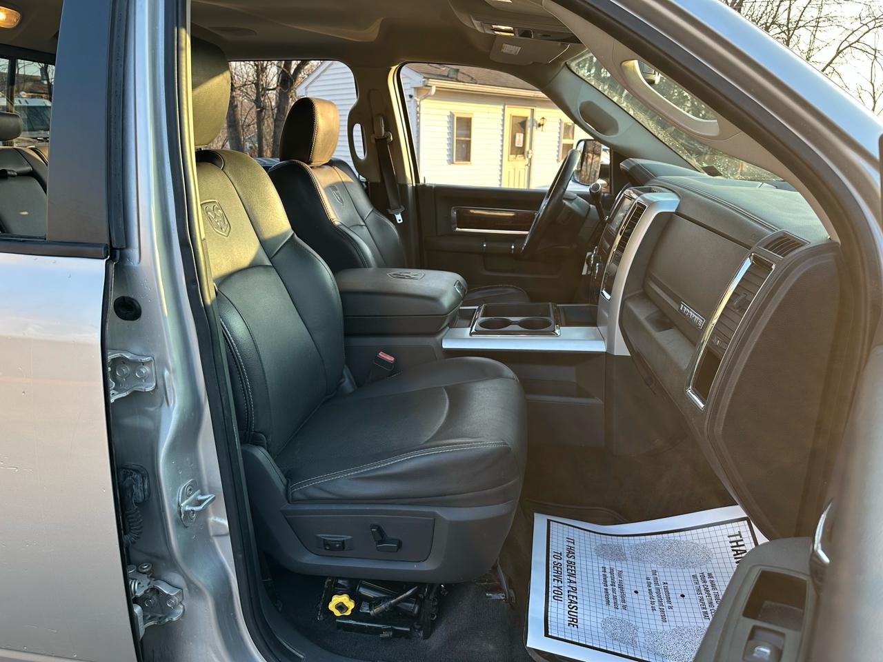 RAM 3500 Laramie Crew Cab SWB 4WD 2012