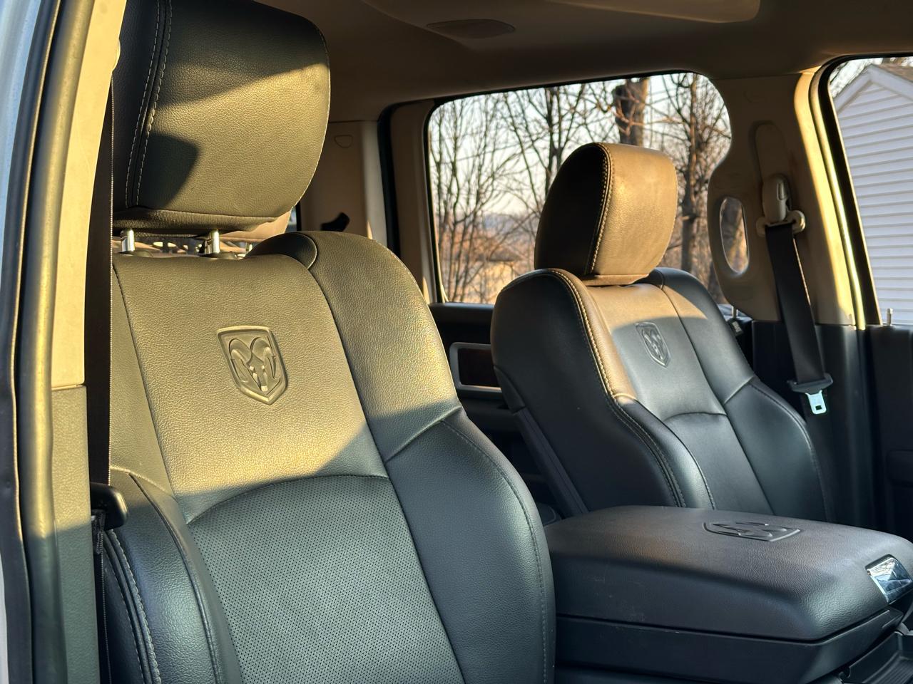 RAM 3500 Laramie Crew Cab SWB 4WD 2012