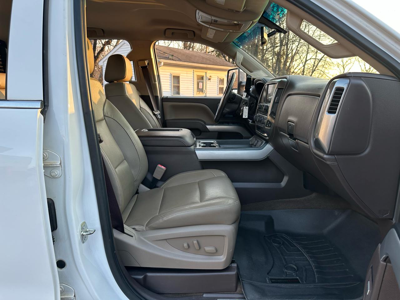 Chevrolet Silverado 2500HD LTZ Crew Cab 4WD 2017