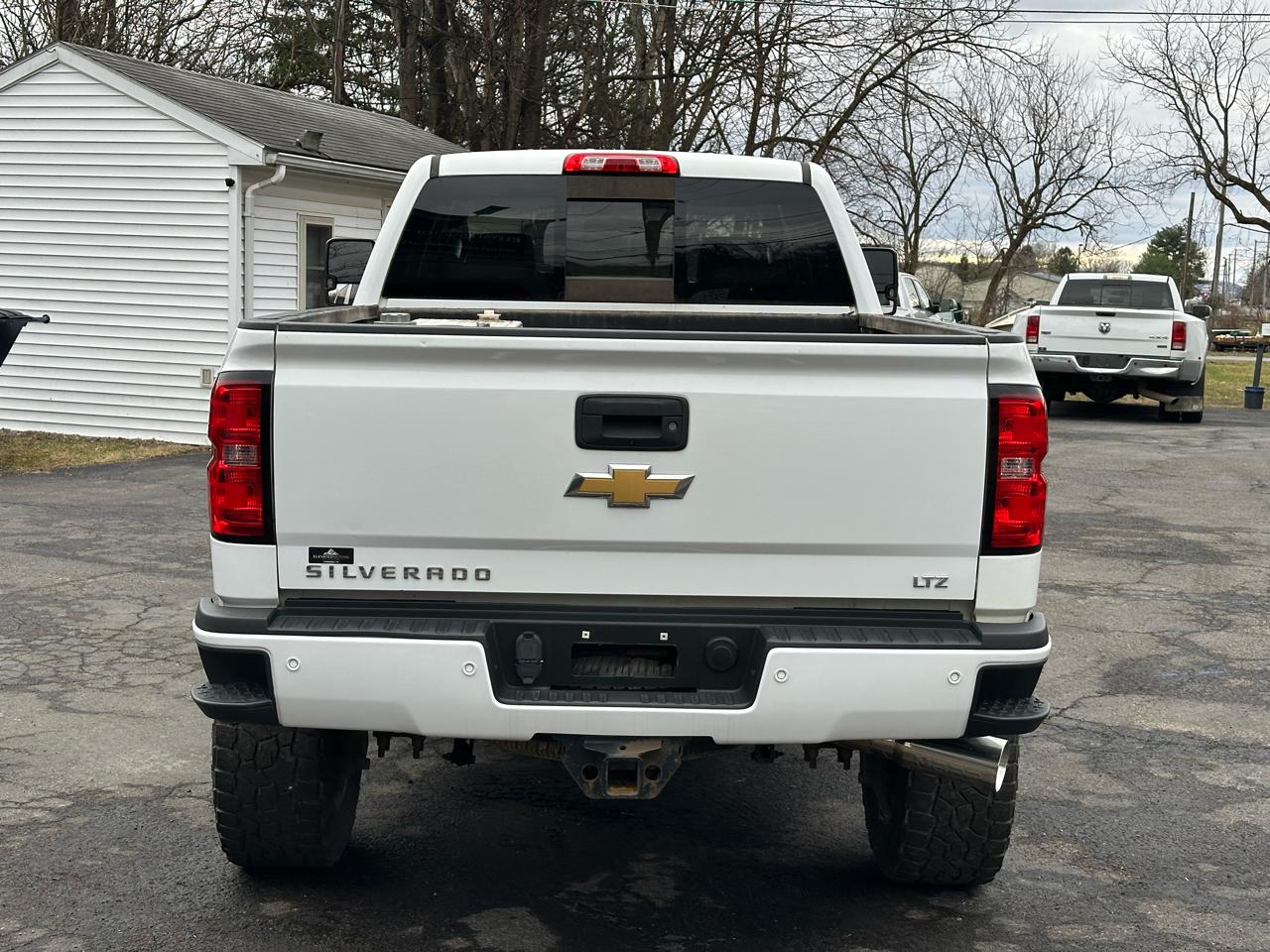 2017 Chevrolet Silverado 2500HD LTZ - Photo 14