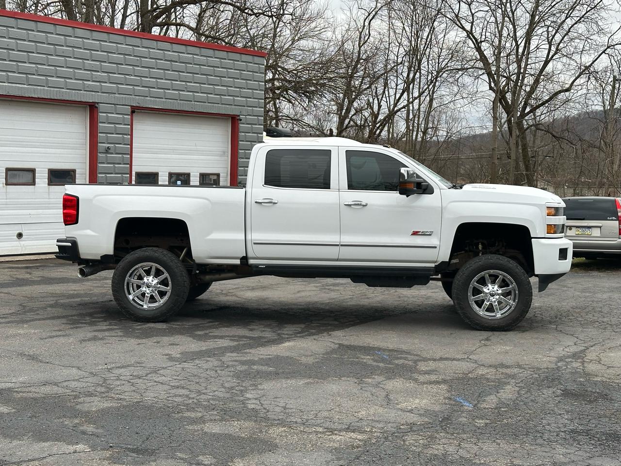 2017 Chevrolet Silverado 2500HD LTZ - Photo 22