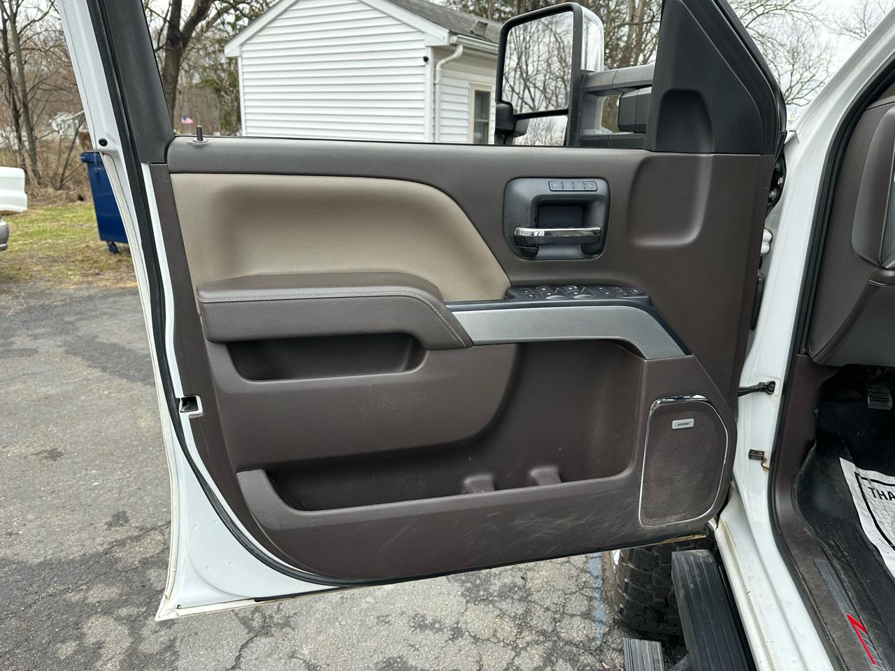 2017 Chevrolet Silverado 2500HD LTZ - Photo 34