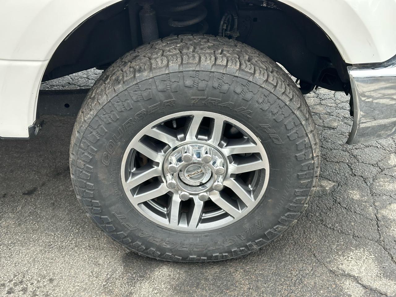 Ford F-350 SD Lariat Crew Cab Long Bed 4WD 2019