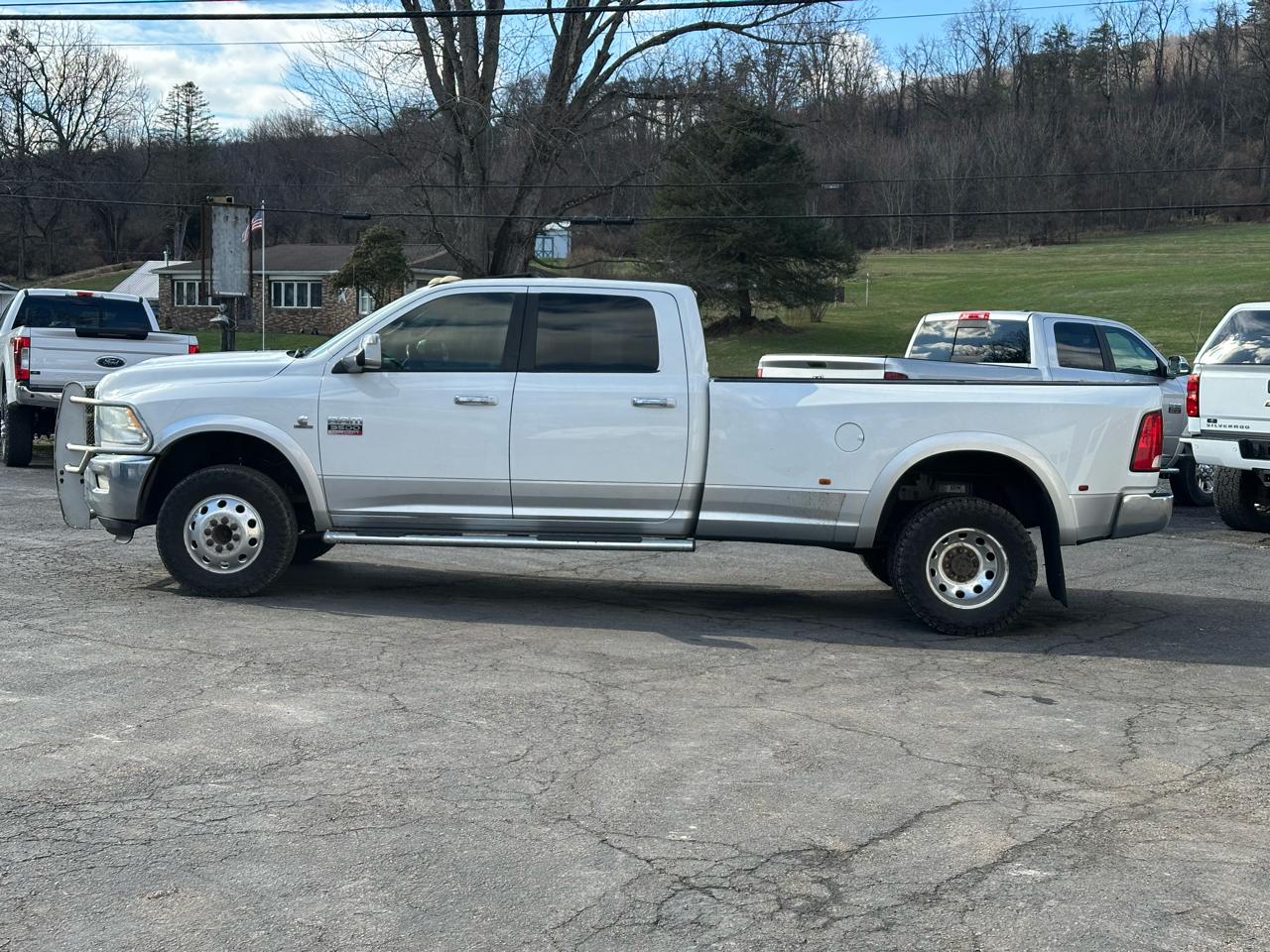RAM 3500 Laramie Crew Cab LWB 4WD DRW 2012