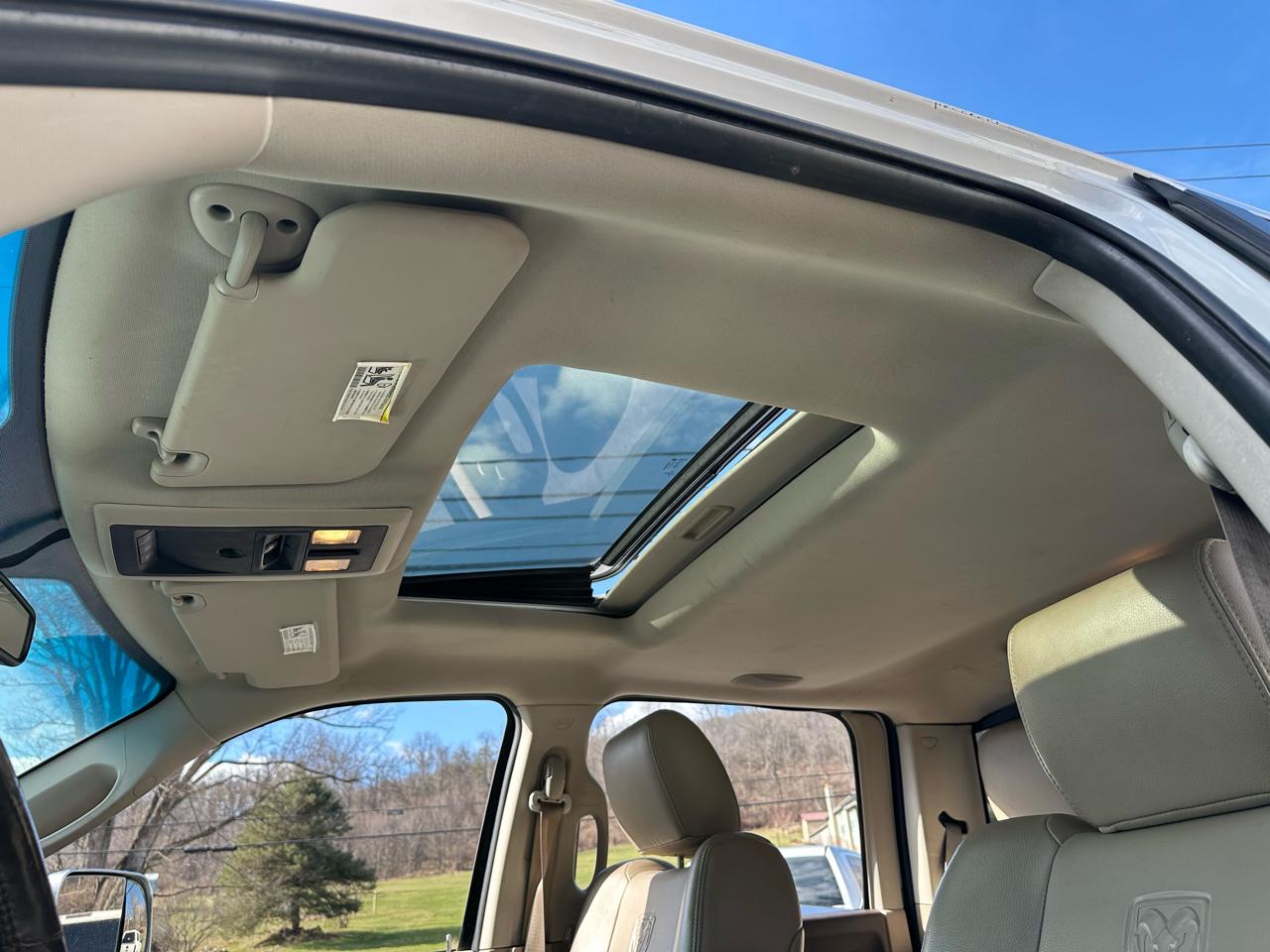 RAM 3500 Laramie Crew Cab LWB 4WD DRW 2012