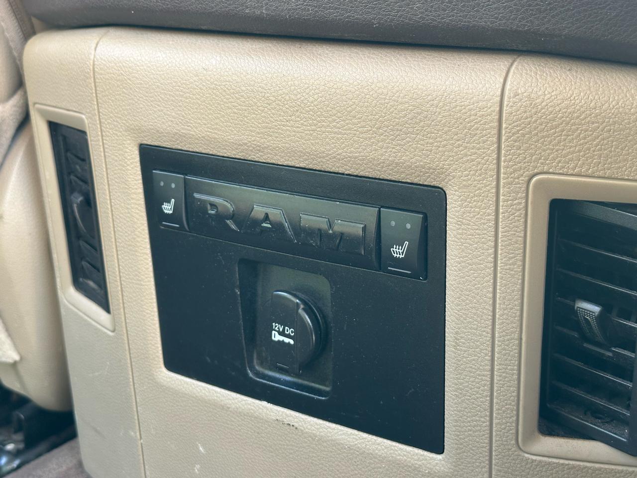 RAM 3500 Laramie Crew Cab LWB 4WD DRW 2012