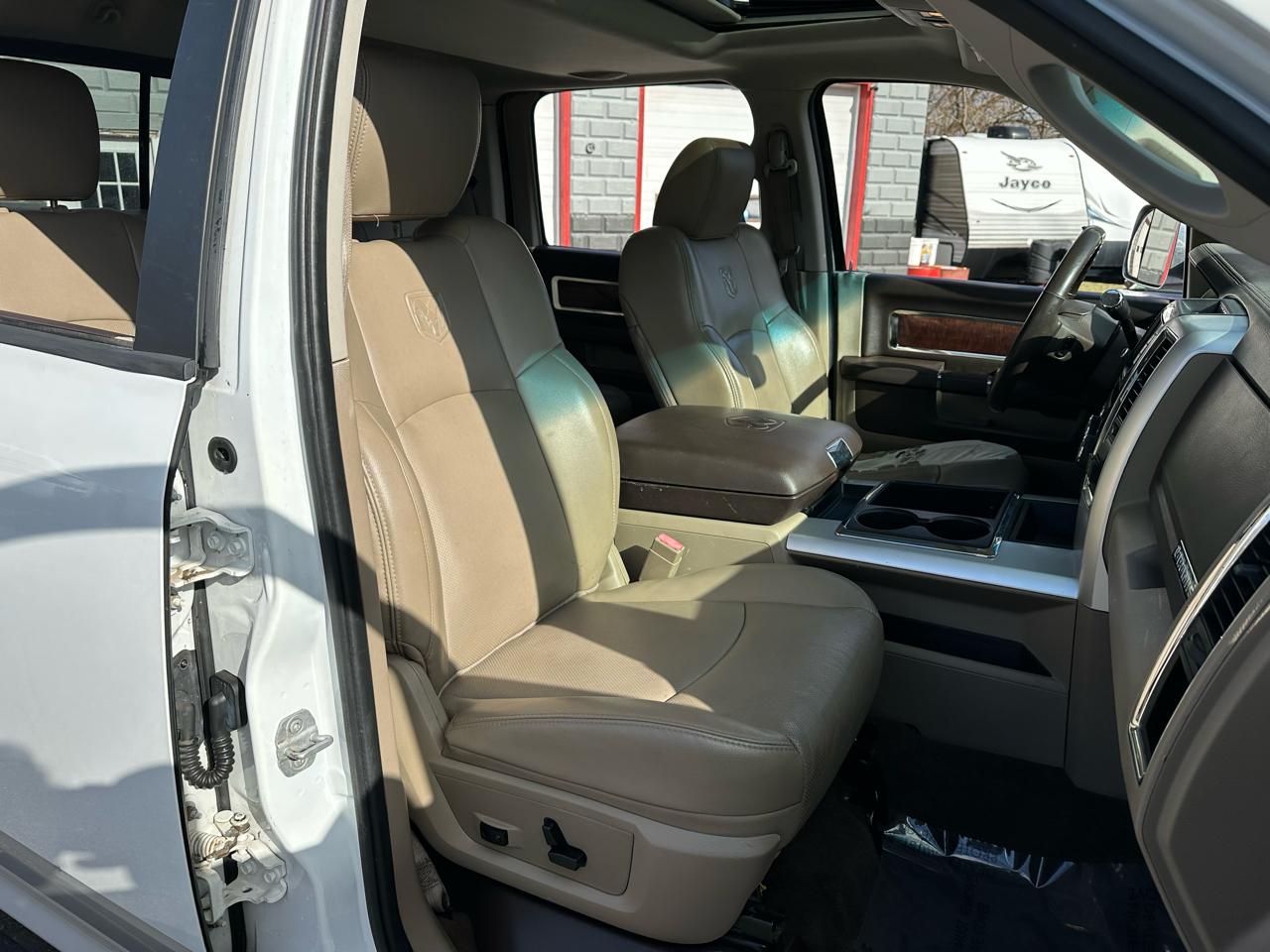 RAM 3500 Laramie Crew Cab LWB 4WD DRW 2012