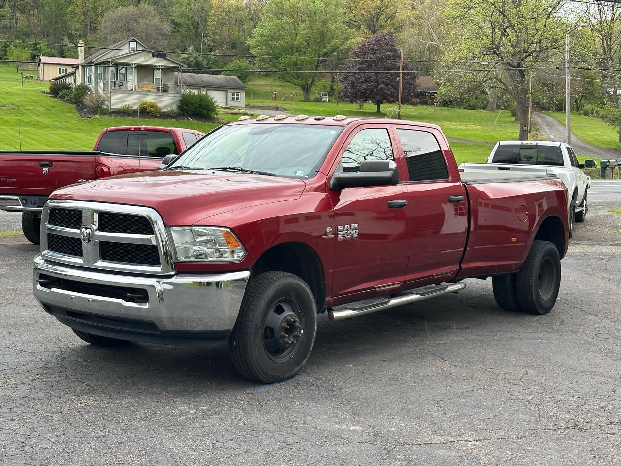 RAM 3500 Tradesman Crew Cab 4WD DRW 2015