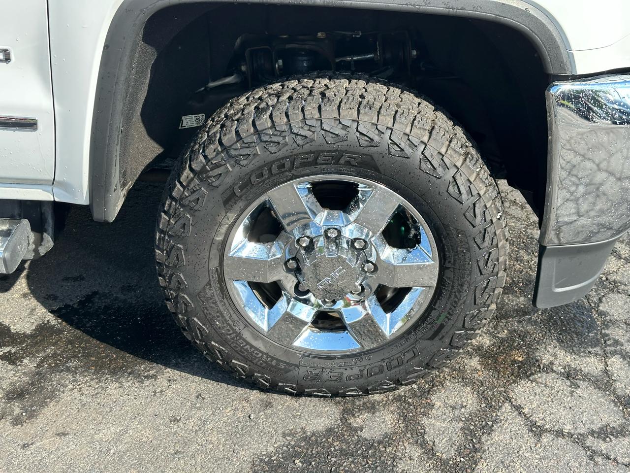 GMC Sierra 2500HD SLT Crew Cab 4WD 2019