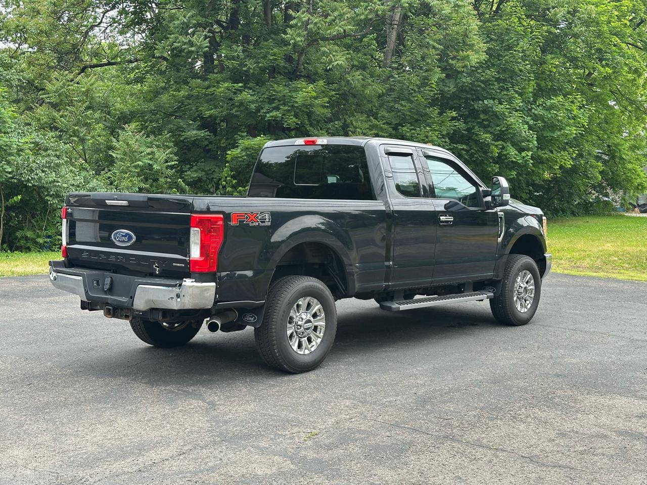 Ford F-250 SD XLT SuperCab 4WD 2017