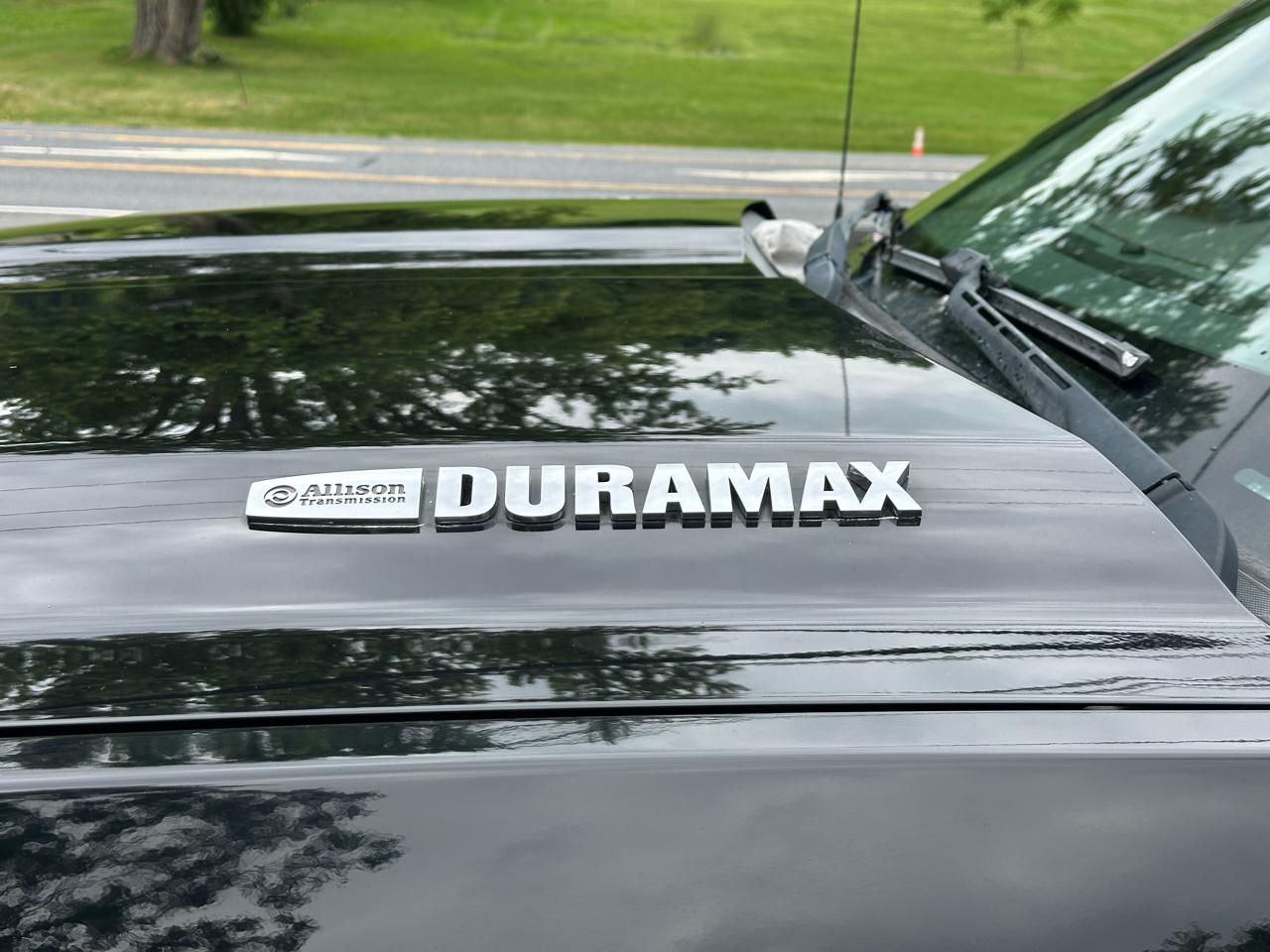 Chevrolet Silverado 2500HD High Country Crew Cab Short Box 4WD 2015