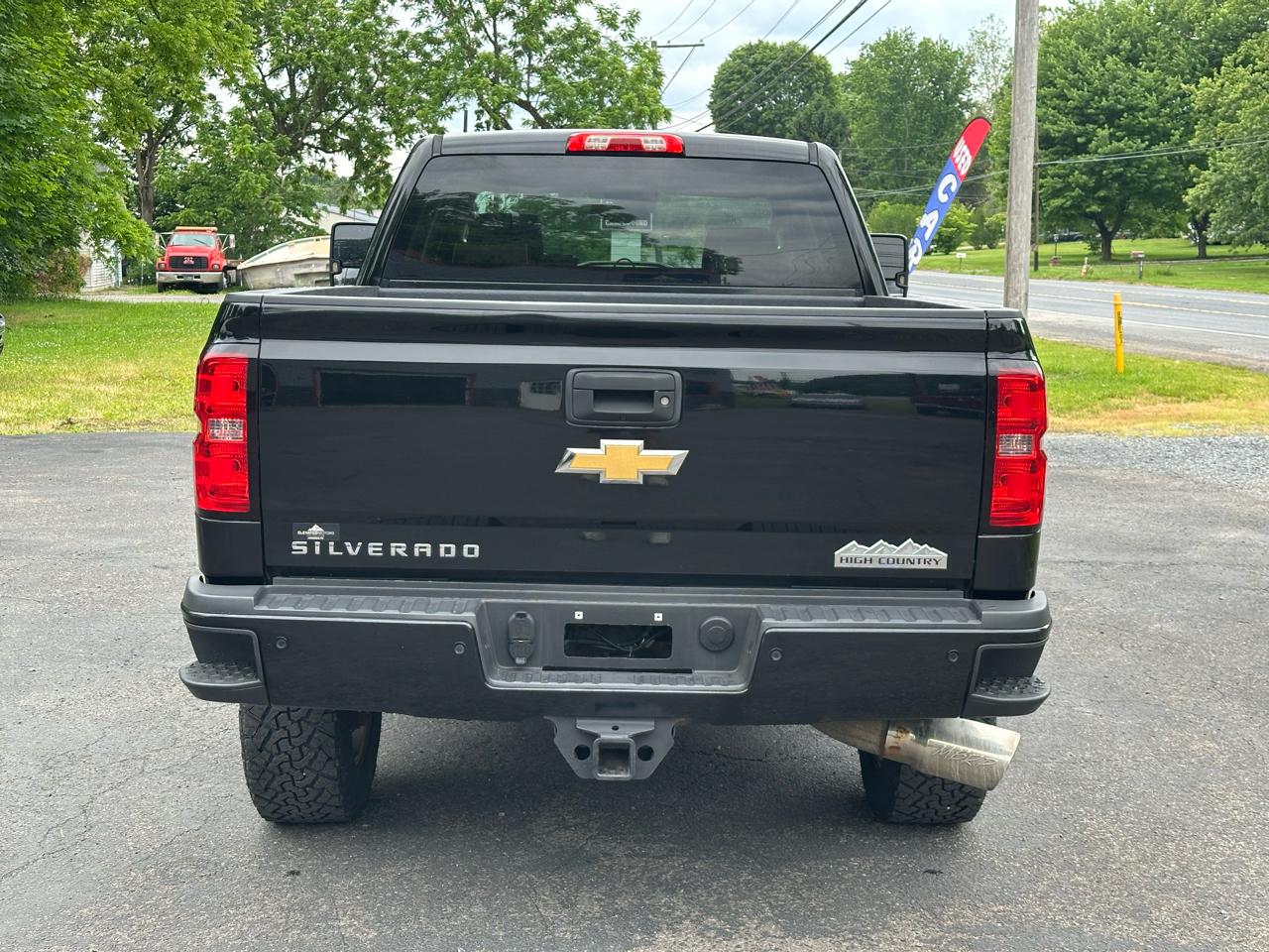 Chevrolet Silverado 2500HD High Country Crew Cab Short Box 4WD 2015