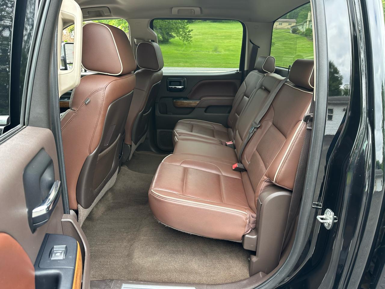 Chevrolet Silverado 2500HD High Country Crew Cab Short Box 4WD 2015