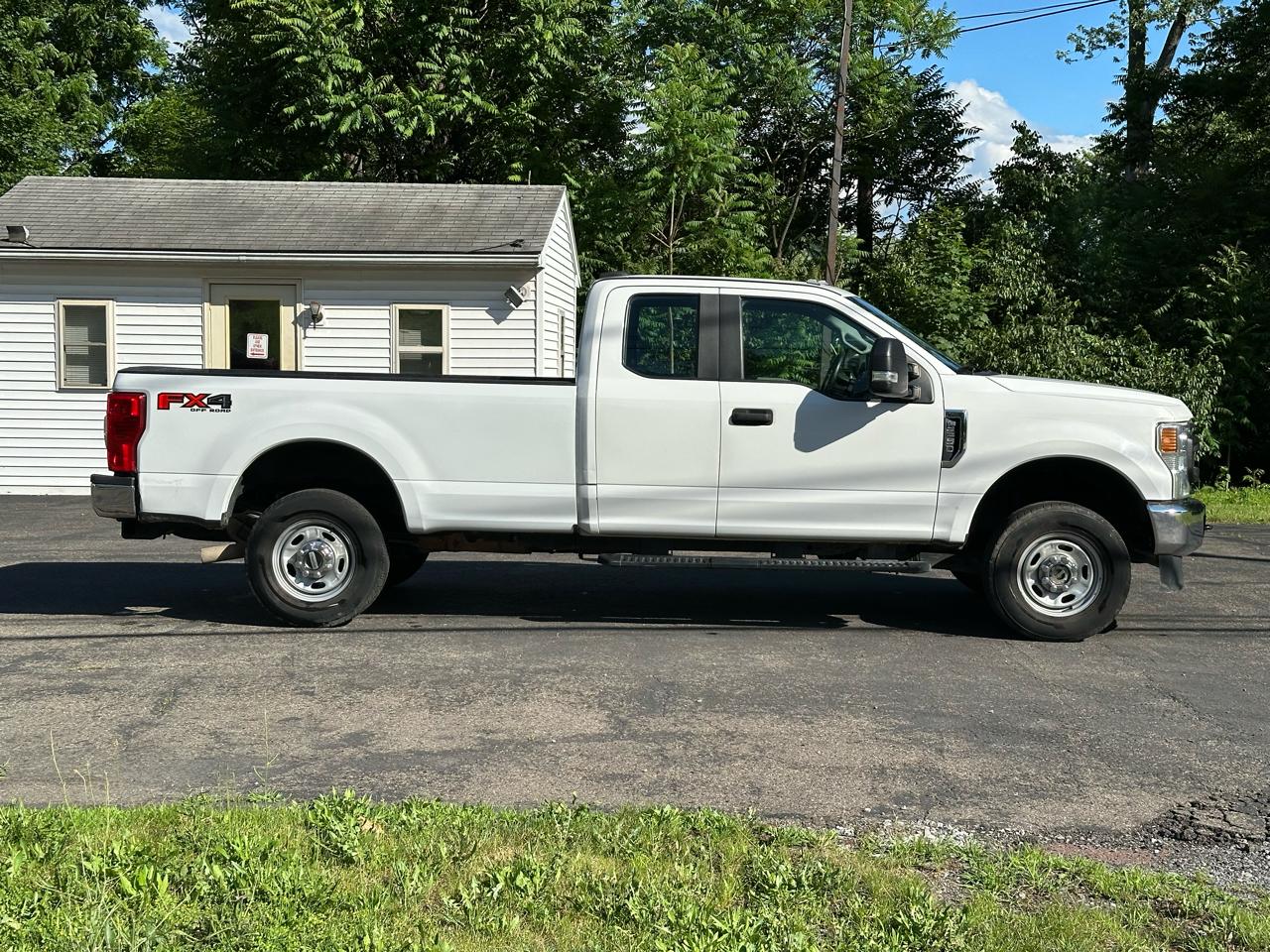 Ford F-250 SD XL SuperCab Long Bed 4WD 2020