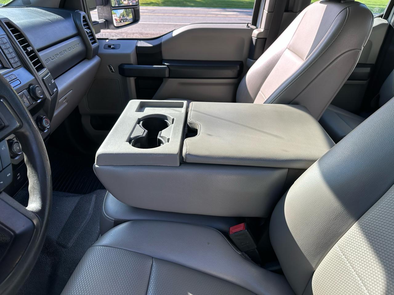Ford F-250 SD XL SuperCab Long Bed 4WD 2020
