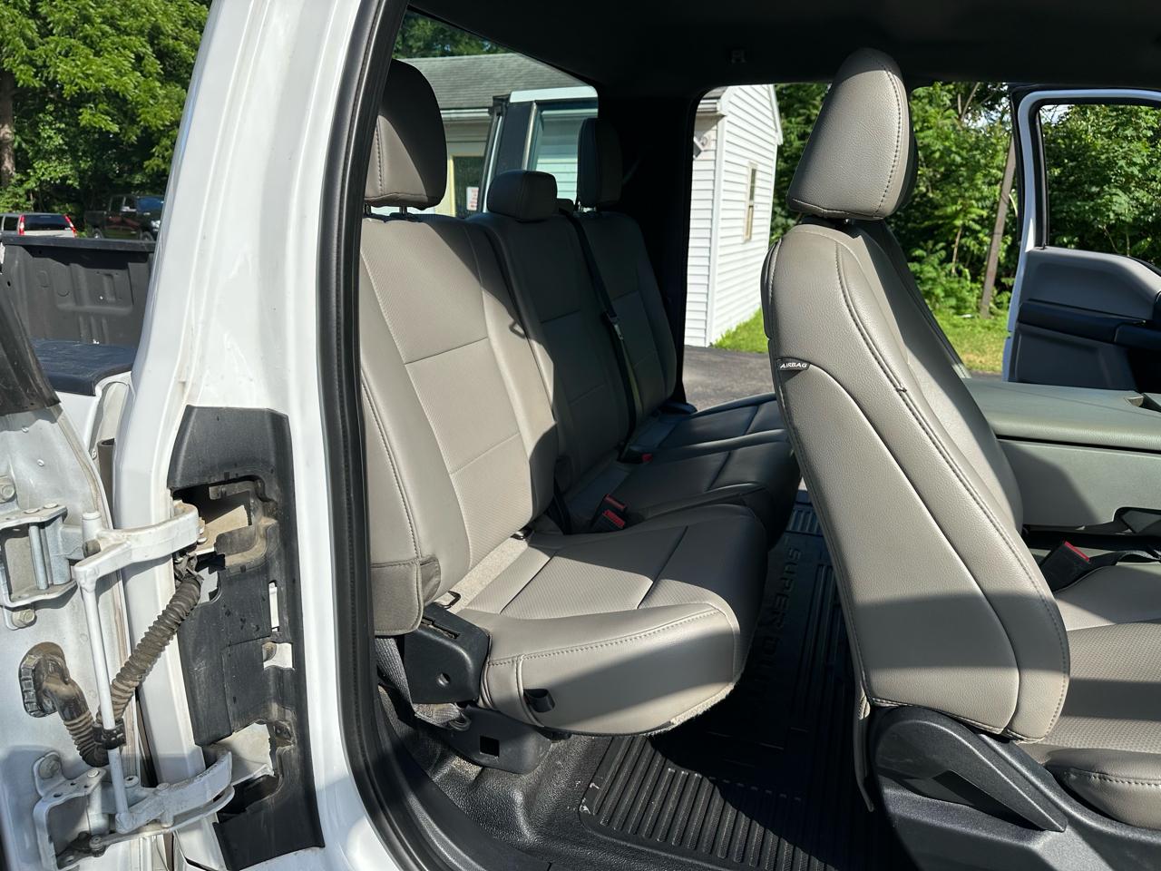 Ford F-250 SD XL SuperCab Long Bed 4WD 2020