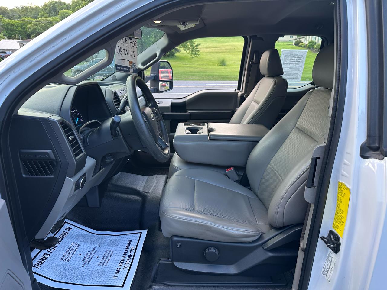 Ford F-350 SD XL SuperCab Long Bed DRW 4WD 2017