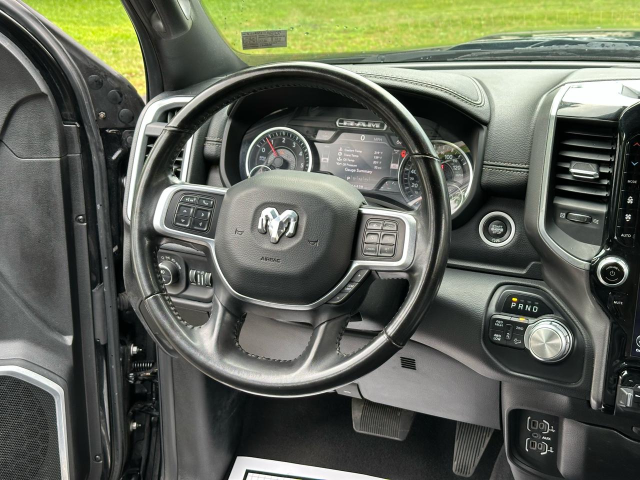 RAM 2500 Laramie Crew Cab SWB 4WD 2020