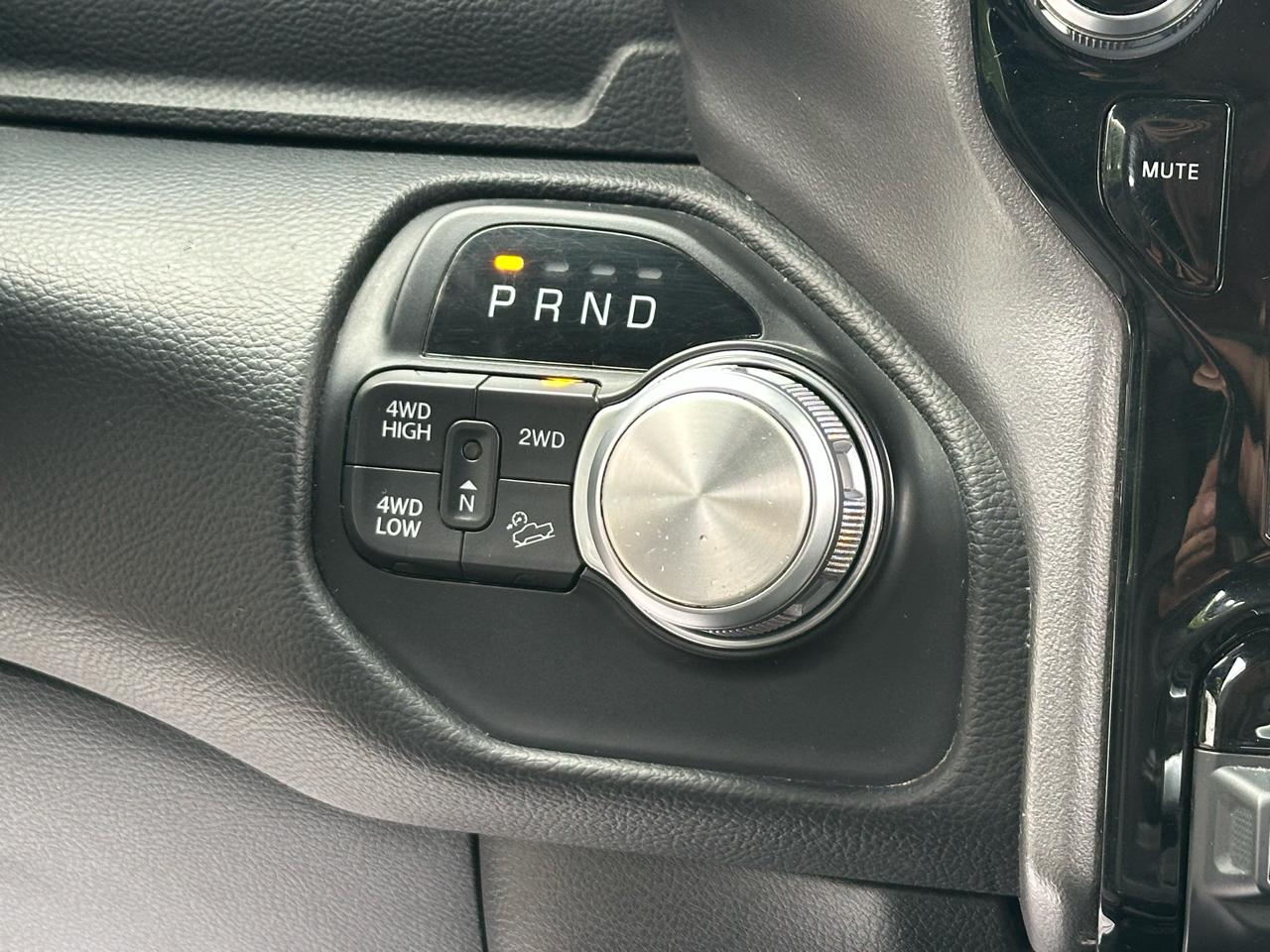RAM 2500 Laramie Crew Cab SWB 4WD 2020