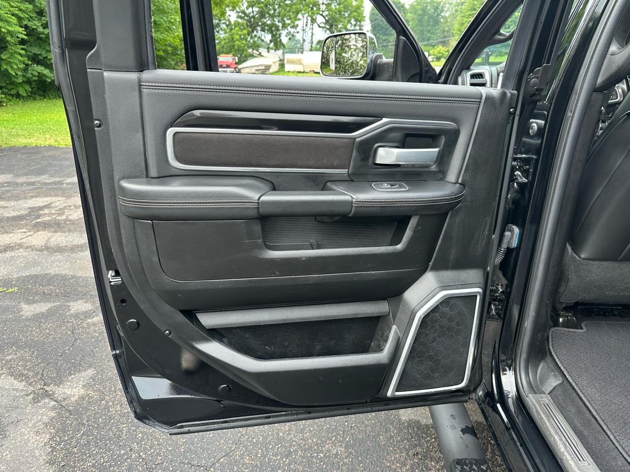 RAM 2500 Laramie Crew Cab SWB 4WD 2020