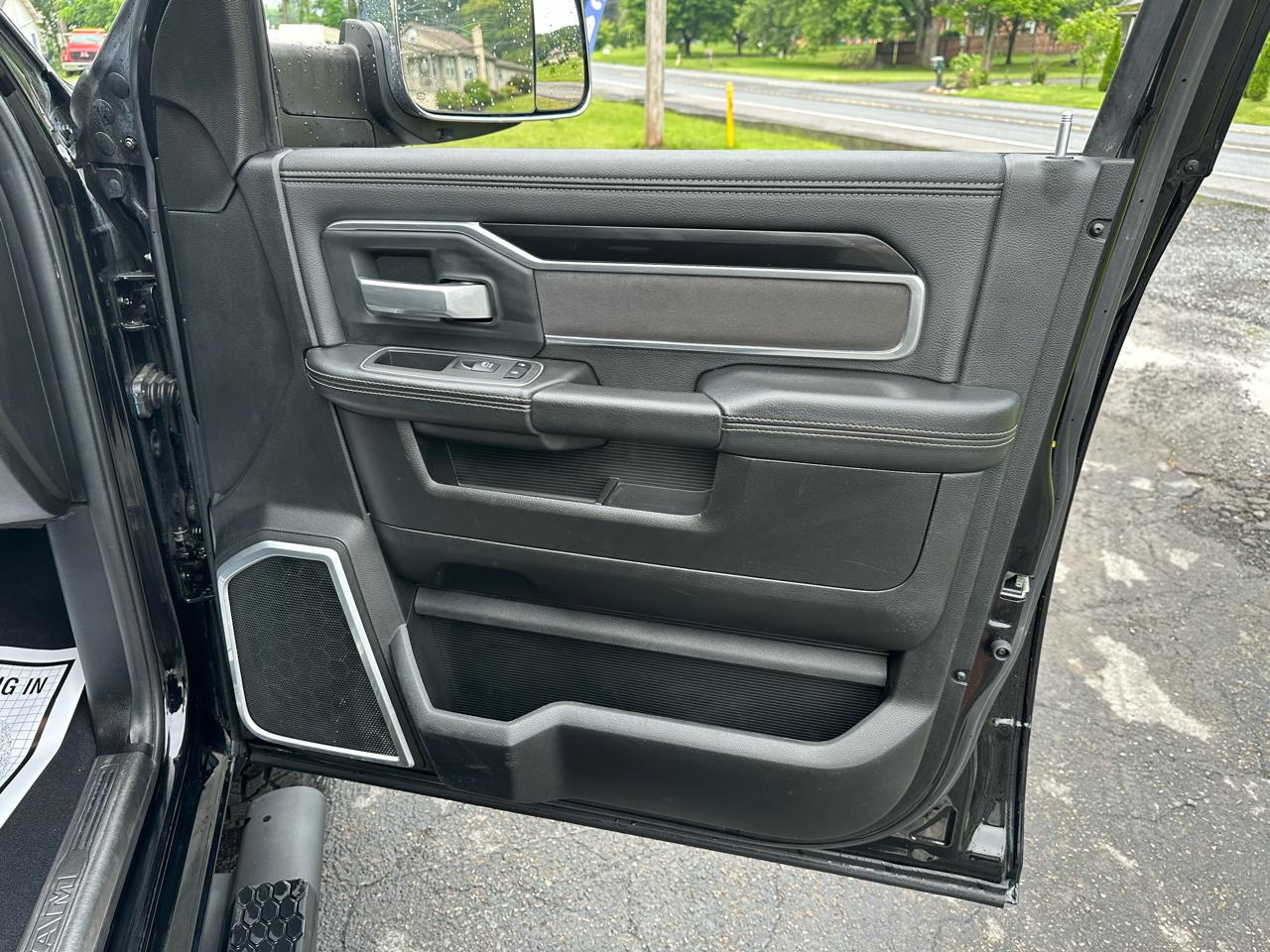 RAM 2500 Laramie Crew Cab SWB 4WD 2020
