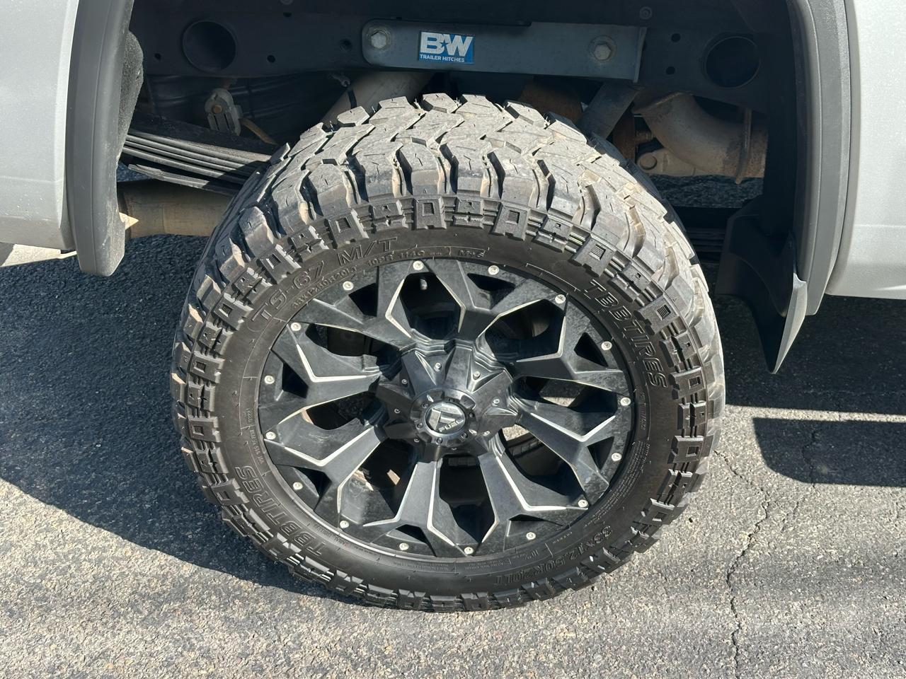 GMC Sierra 2500HD Denali Crew Cab 4WD 2017
