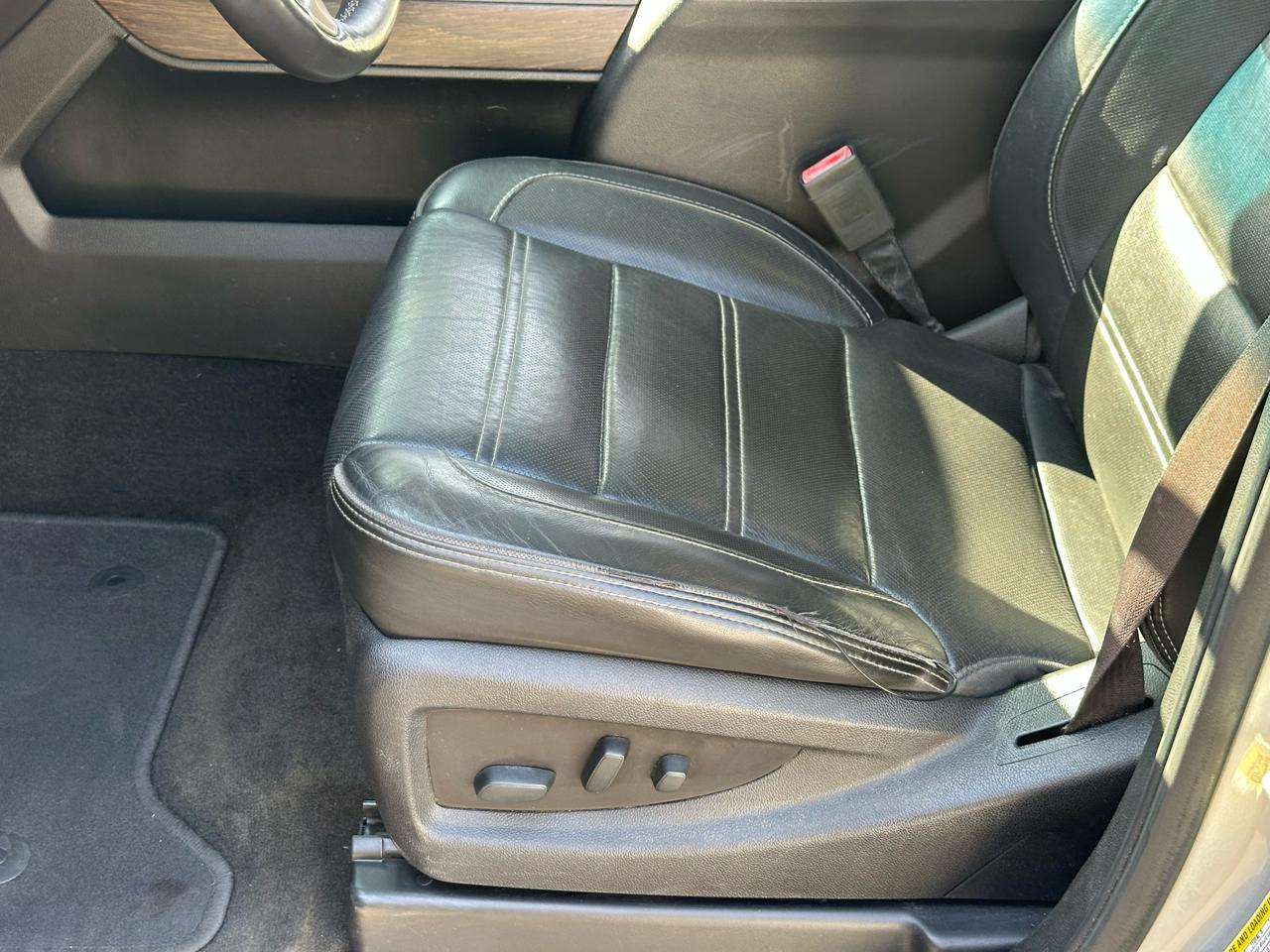 GMC Sierra 2500HD Denali Crew Cab 4WD 2017