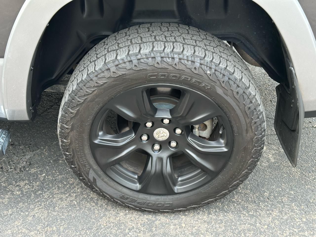 RAM 1500 Laramie Crew Cab LWB 4WD 2021