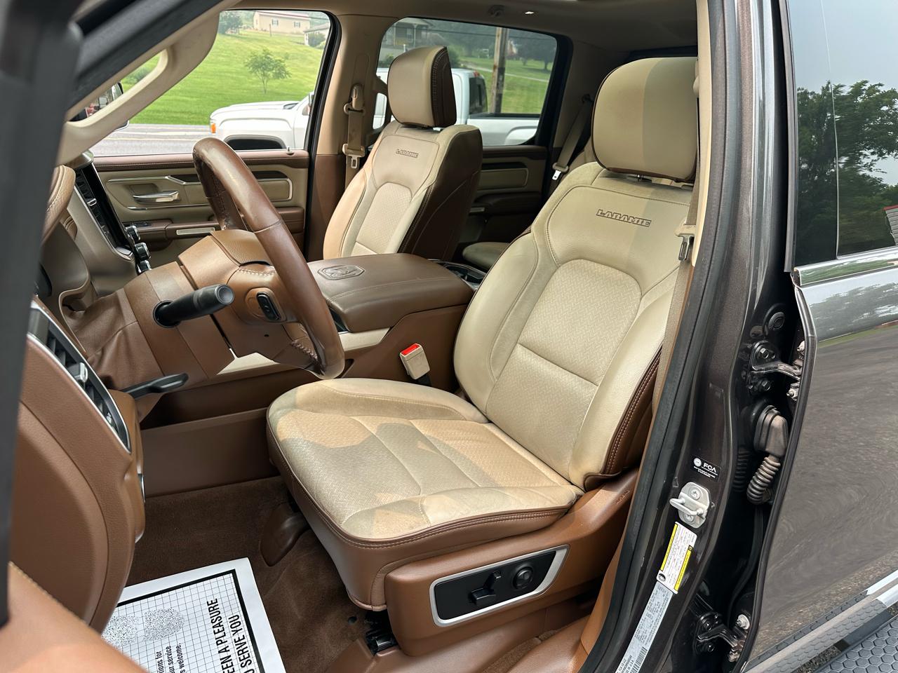 RAM 1500 Laramie Crew Cab LWB 4WD 2021