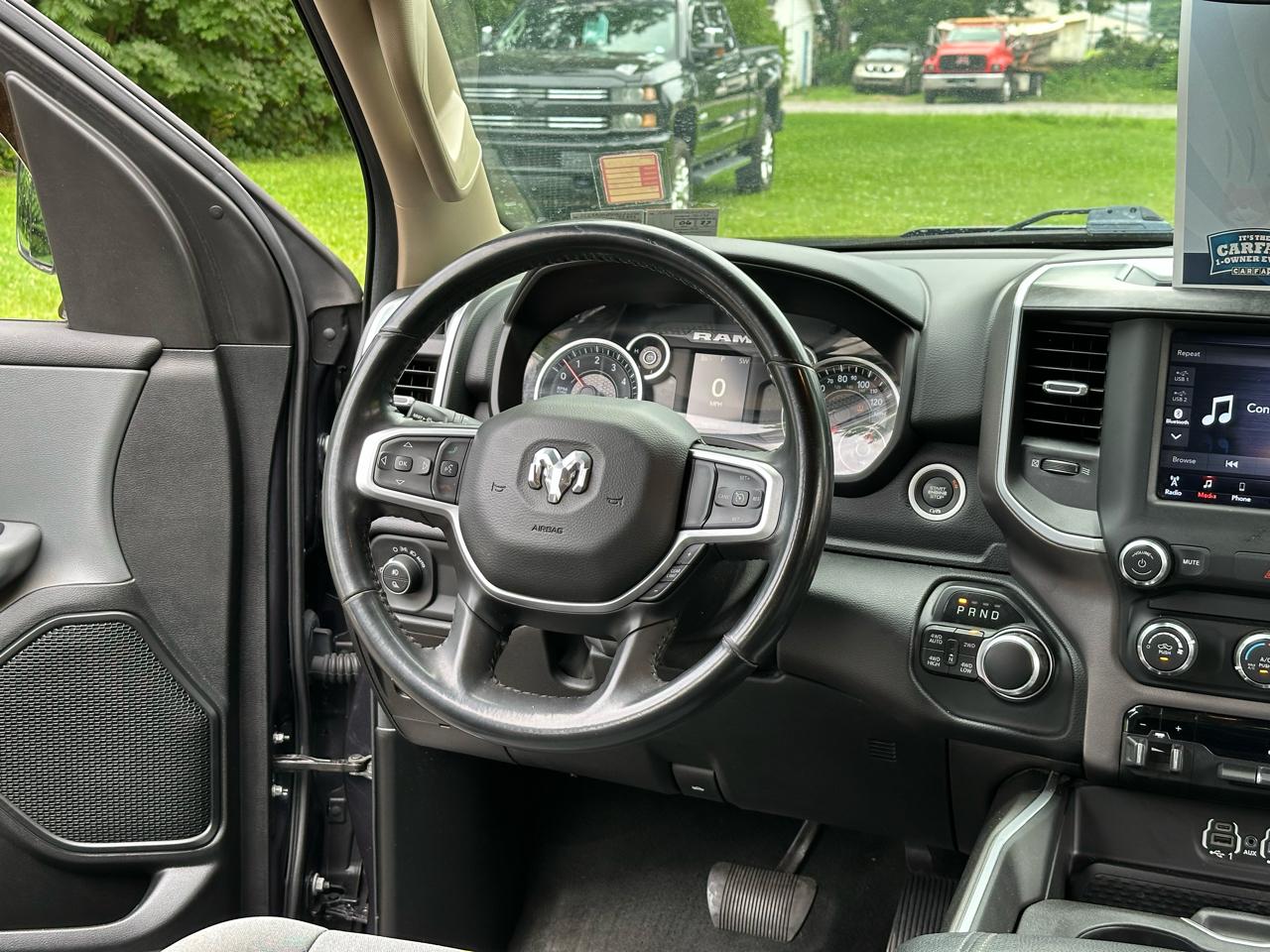 RAM 1500 Big Horn Crew Cab LWB 4WD 2020