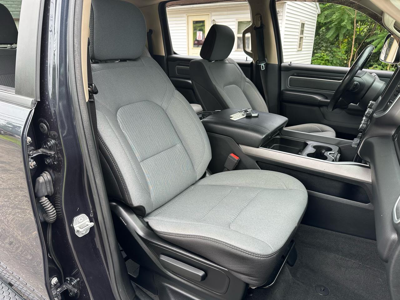 RAM 1500 Big Horn Crew Cab LWB 4WD 2020