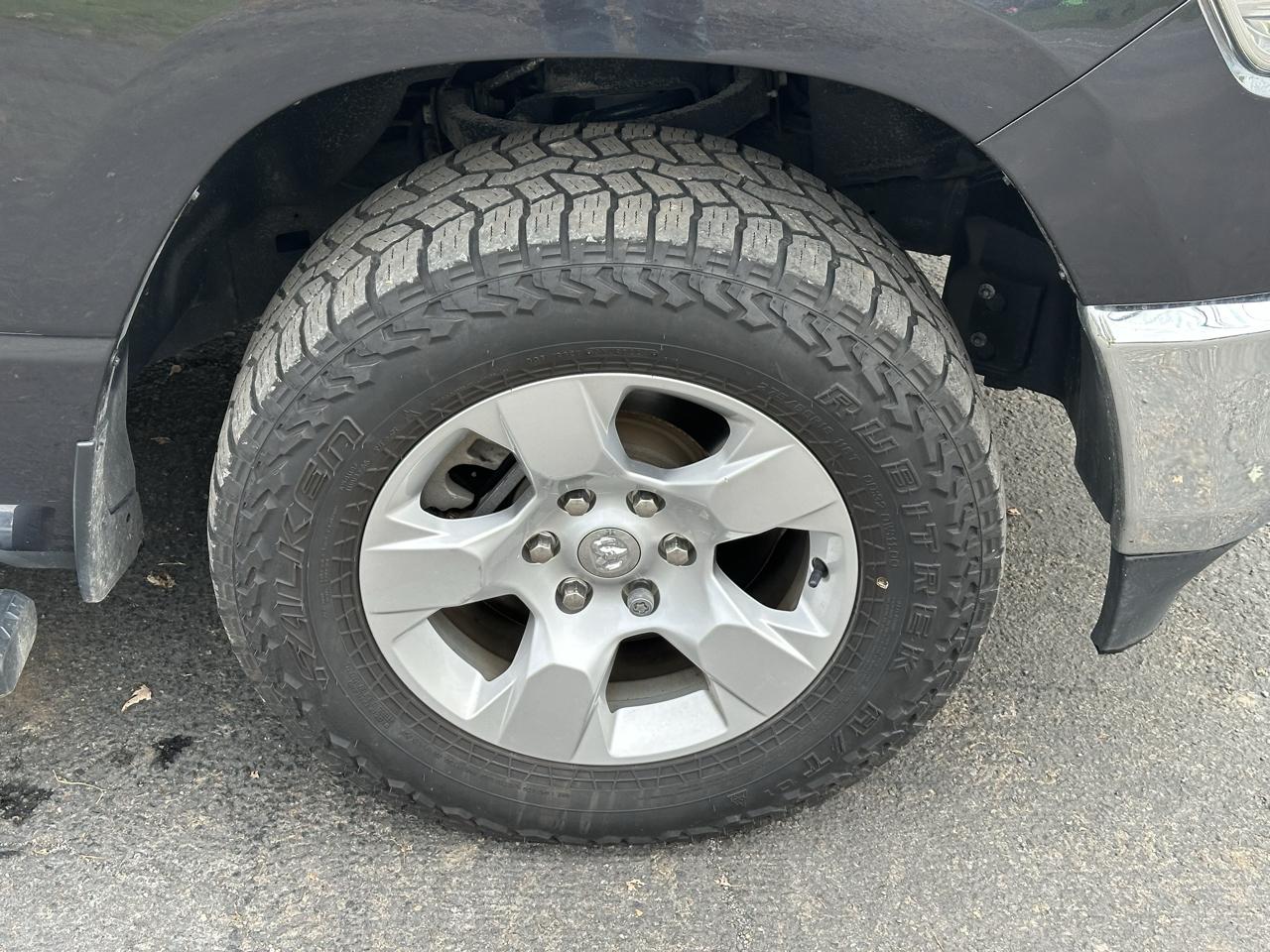 RAM 1500 Big Horn Crew Cab LWB 4WD 2020