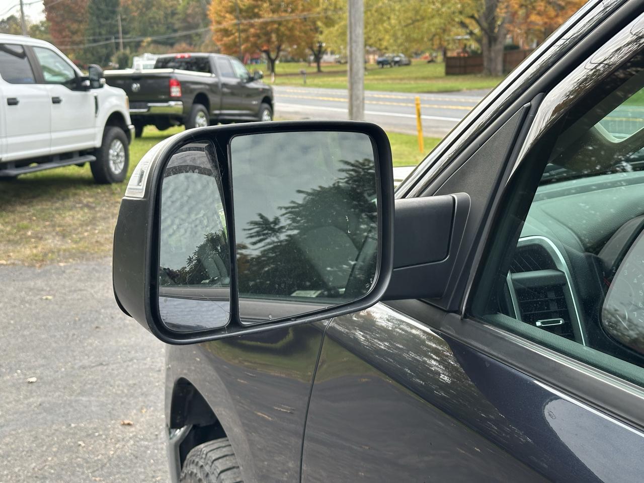 RAM 1500 Big Horn Crew Cab LWB 4WD 2020
